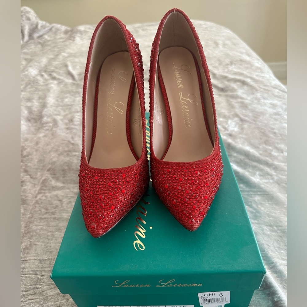 Lauren Lorraine size 6 Joni red sparkly heels